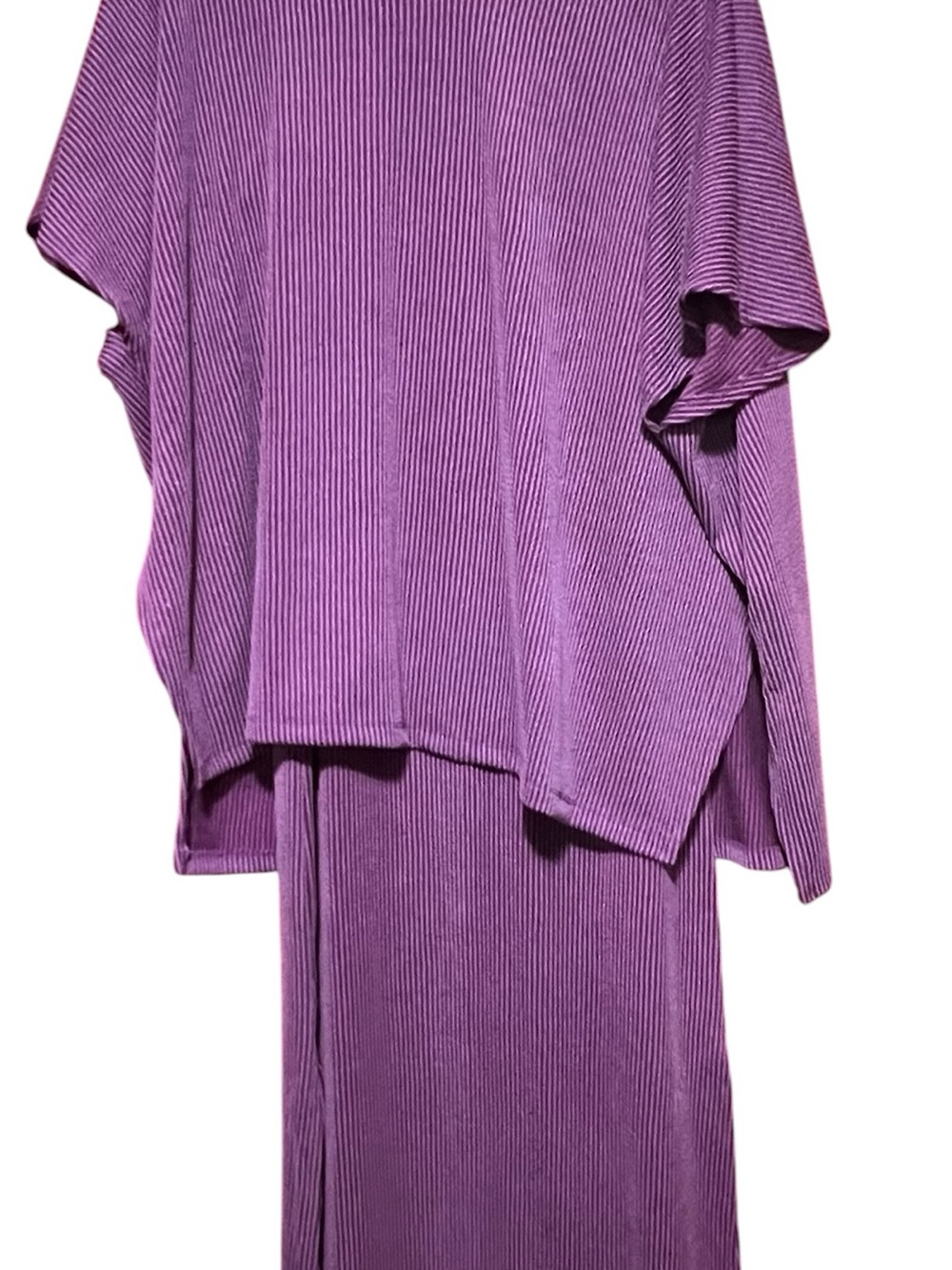 Elegant V-Neck Midi Dress in Purple
